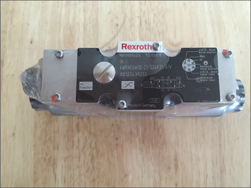 力士樂 Rexroth                              R900954078 4WRAE6W30-2X G24K31 A1V